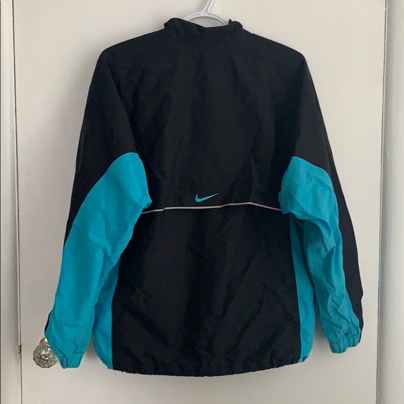 Retro Nike Windbreaker - Picture 3 of 4